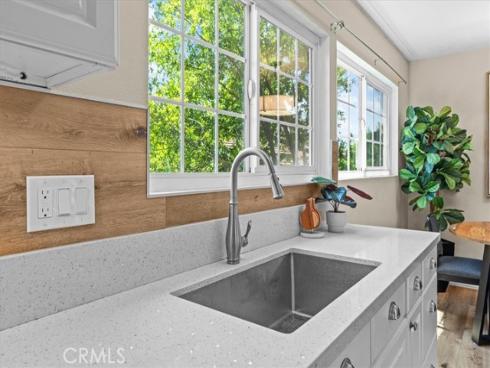 208  Springview  , Irvine, CA
