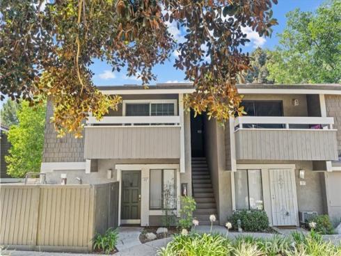 208  Springview  , Irvine, CA