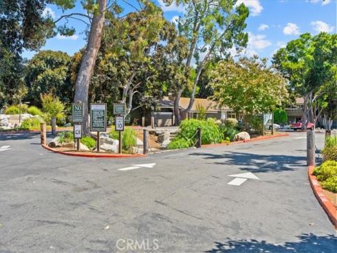 208  Springview  , Irvine, CA