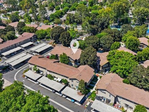 208  Springview  , Irvine, CA
