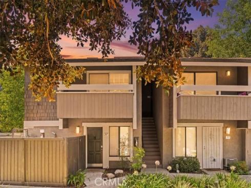 208  Springview  , Irvine, CA