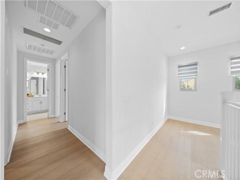 125  Lovelace  , Irvine, CA