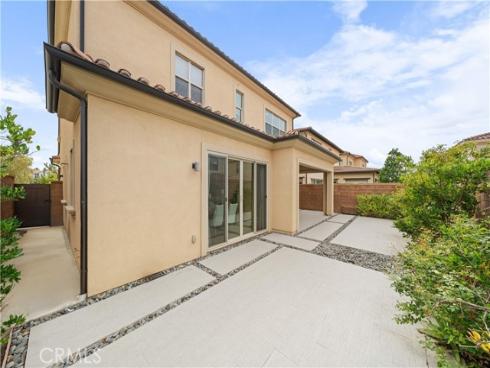 125  Lovelace  , Irvine, CA