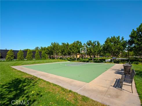 86 Mayfair , Irvine, CA
