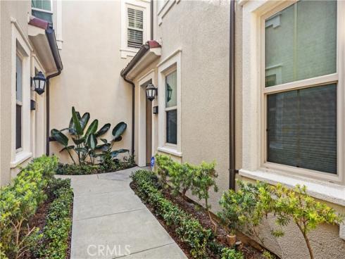 86 Mayfair , Irvine, CA