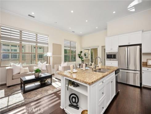 86 Mayfair , Irvine, CA