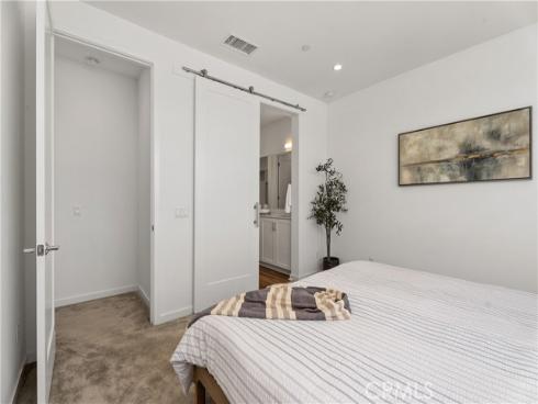 117 Placemark , Irvine, CA