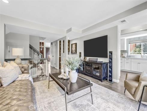 20 Farragut , Irvine, CA