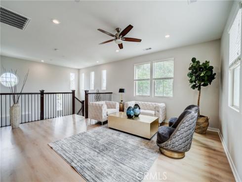159 Newington , Irvine, CA