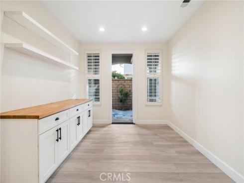 62 Logan , Irvine, CA