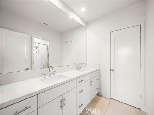 106  Bright Star  , Irvine, CA