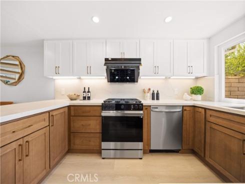 15  Eucalyptus  , Irvine, CA
