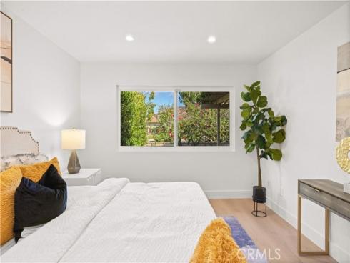 15  Eucalyptus  , Irvine, CA