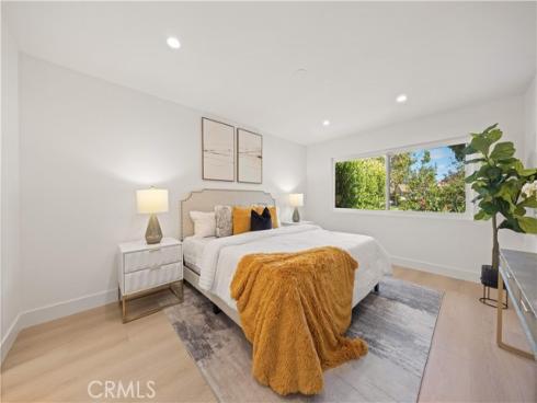 15  Eucalyptus  , Irvine, CA