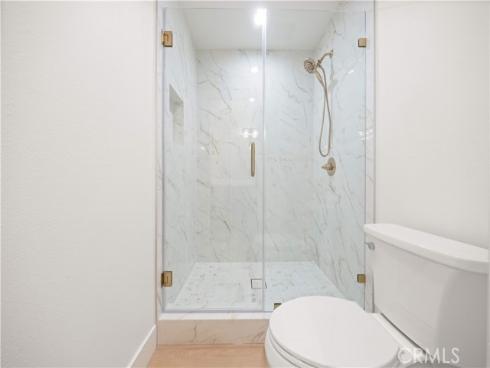 15  Eucalyptus  , Irvine, CA