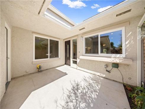 15  Eucalyptus  , Irvine, CA