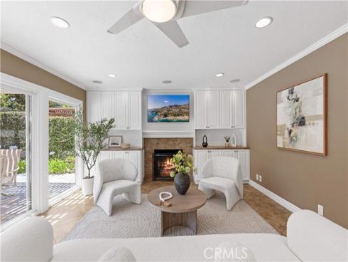 42 Christamon West , Irvine, CA
