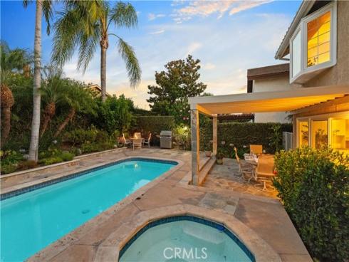 42 Christamon West , Irvine, CA
