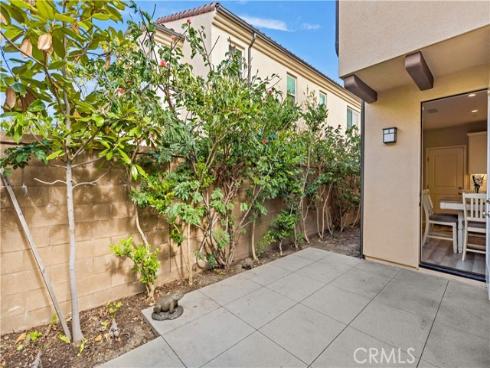 135 Messenger , Irvine, CA