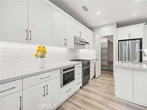 135 Messenger , Irvine, CA