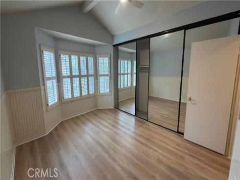 254 Monroe , Irvine, CA
