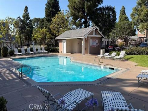 254  Monroe  , Irvine, CA