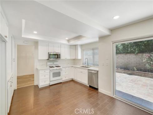 14 Yorktown , Irvine, CA
