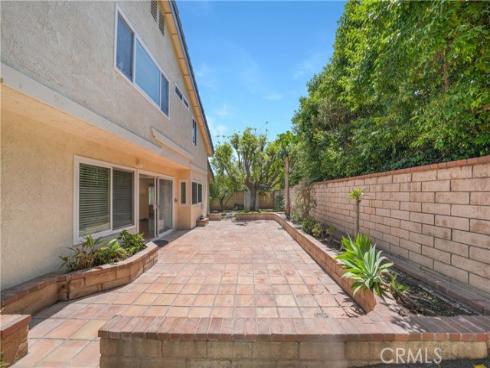 14 Yorktown , Irvine, CA