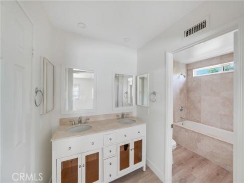 14 Yorktown , Irvine, CA