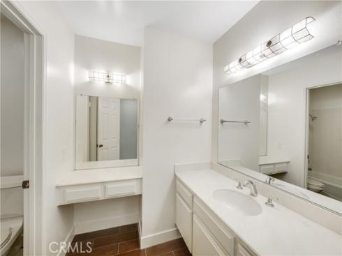 14 Yorktown , Irvine, CA