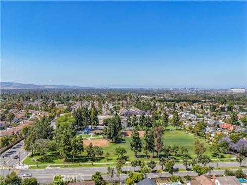 14 Yorktown , Irvine, CA