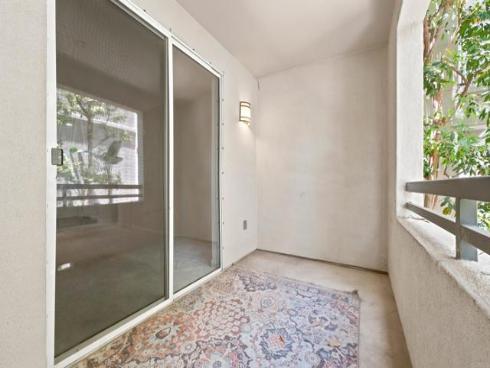 2219 Scholarship , Irvine, CA
