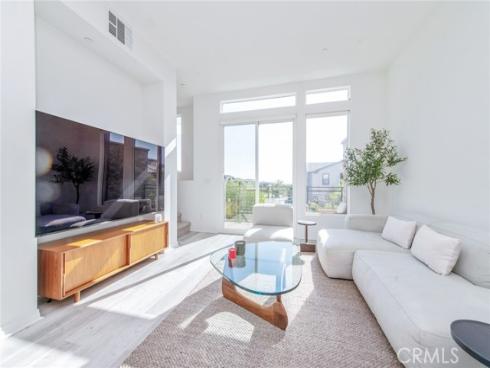 128  Keeper  , Irvine, CA