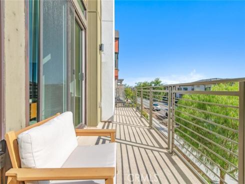 128  Keeper  , Irvine, CA