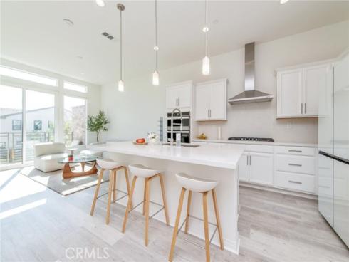 128  Keeper  , Irvine, CA