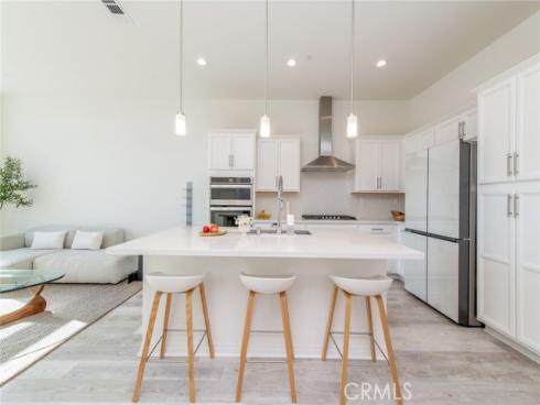128  Keeper  , Irvine, CA