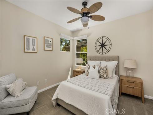 6 Thorn Hill , Irvine, CA