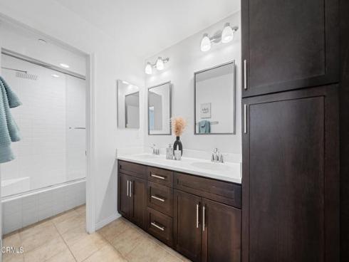 573 Rockefeller , Irvine, CA