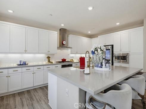 108 Tribeca , Irvine, CA