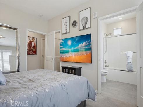 108 Tribeca , Irvine, CA