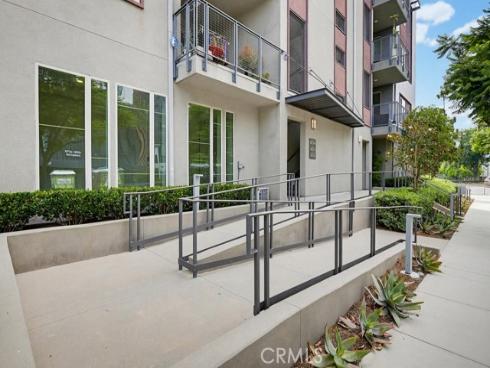 108 Tribeca , Irvine, CA