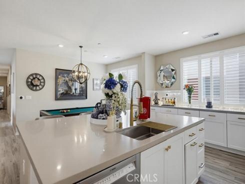 108 Tribeca , Irvine, CA