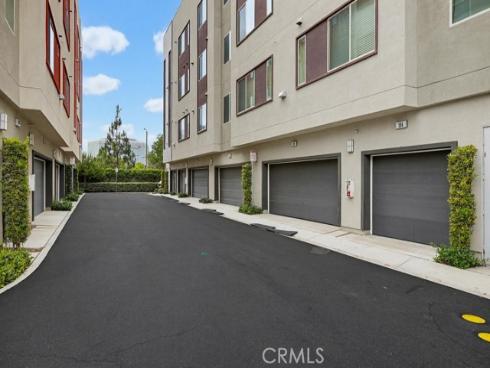 108 Tribeca , Irvine, CA