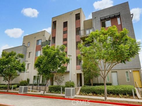 108 Tribeca , Irvine, CA
