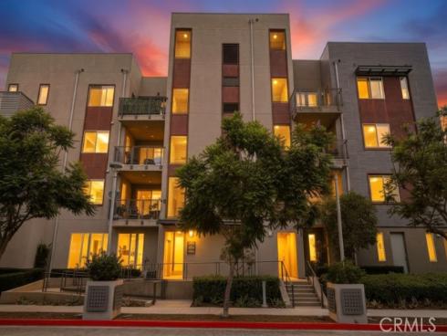 108 Tribeca , Irvine, CA