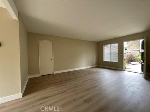 61  Streamwood  , Irvine, CA
