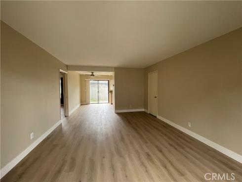 61 Streamwood , Irvine, CA