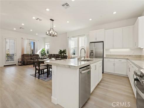 257  Sash  , Irvine, CA