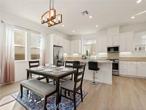 257  Sash  , Irvine, CA