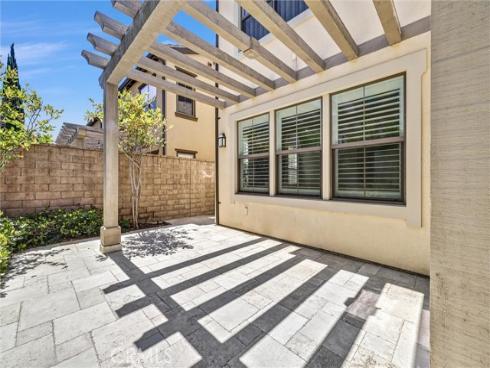 121  Rodeo  , Irvine, CA